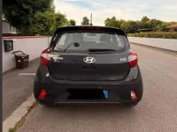 Usata Hyundai i10 67 CV (49 kW) 2023 Grigio Utilitaria