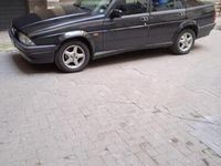 Usata Alfa Romeo 75 120 CV (88 kW) 1992 Grigio Berlina