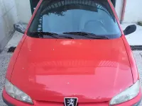 Usata Peugeot 106 57 CV (41 kW) 1997 Rosso Utilitaria