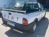 Usata Fiat Strada 69 CV (50 kW) 2000 Bianco Pick-up