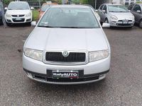 Usata Skoda Fabia Comfort 68 CV (50 kW) 2001 Argento Berlina