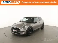 Usata Mini ONE 102 CV (75 kW) 2019 Grigio Utilitaria