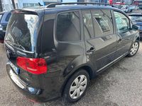 Usata VW Touran Comfortline 105 CV (77 kW) 2011 Deep black perleffekt Monovolume
