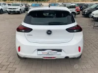 Usata Opel Corsa Elegance 102 CV (75 kW) 2022 Bianco Utilitaria