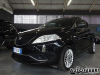 Usata Lancia Ypsilon 69 CV (50 kW) 2015 Grigio Utilitaria