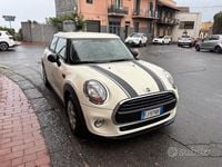 Usata Mini ONE 75 CV (55 kW) 2017 Bianco Utilitaria