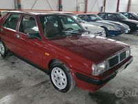 Usata Lancia Prisma 109 CV (80 kW) 1987 Rosso Berlina