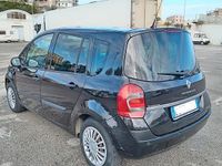 Usata Renault Modus 90 CV (66 kW) 2011 Nero Monovolume