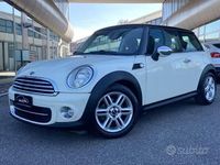 Usata Mini Cooper D 111 CV (81 kW) 2010 Beige Utilitaria