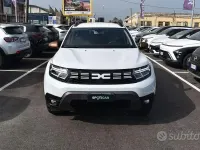 Usata Dacia Duster Journey 101 CV (74 kW) 2024 Bianco SUV
