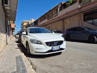 Usata Volvo V40 116 CV (85 kW) 2014 Bianco Station wagon
