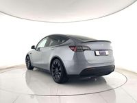 Usata Tesla Model Y Performance 155 kW (211 CV) 2023 Grigio metallizzato SUV