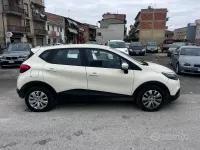 Usata Renault Captur 90 CV (66 kW) 2013 Beige SUV