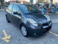 Second-hand Toyota Yaris Sol 90 CP (66 kW) 2011 Negru Hatchback