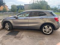 Usata Mercedes GLA180 109 CV (80 kW) 2016 Grigio SUV