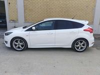 Usata Ford Focus ST-Line 120 CV (88 kW) 2016 Berlina