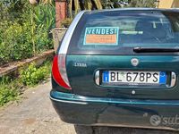 Usata Lancia Lybra 131 CV (96 kW) 2000 Verde Station wagon