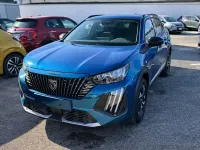 Usata Peugeot 2008 Allure 101 CV (74 kW) 2025 Blu SUV