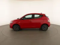 Usata Lancia Ypsilon Gold 70 CV (51 kW) 2022 Rosso Utilitaria