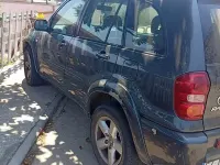 Usata Toyota RAV4 116 CV (85 kW) 2005 Grigio SUV