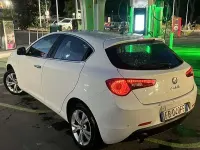 Usata Alfa Romeo Giulietta Business 105 CV (77 kW) 2015 Utilitaria