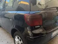 Usata Toyota Yaris Sol 75 CV (55 kW) 2004 Nero Berlina