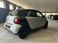 Usata Smart ForFour Passion 71 CV (52 kW) 2015 Grigio Utilitaria