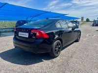 Usata Volvo S60 Momentum 120 CV (88 kW) 2015 Nero Berlina