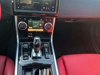 Usata Jaguar XE R-Dynamic 204 CV (150 kW) 2021 Grigio Berlina