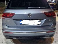 Usata VW Tiguan Allspace R-line 150 CV (110 kW) 2018 Grigio SUV