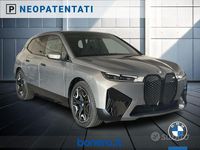 Nuova BMW iX Comfort Edition 239 kW (326 CV) 2025 Oxide grey metallizzato SUV