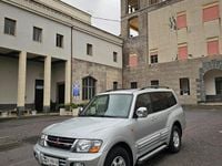 Usata Mitsubishi Pajero 164 CV (120 kW) 2000 Argento SUV