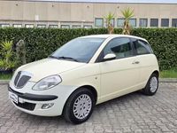 Usata Lancia Ypsilon 69 CV (50 kW) 2006 Bianco Utilitaria