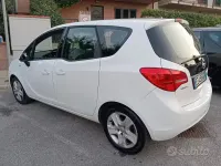 Usata Opel Meriva 120 CV (88 kW) 2015 Bianco Monovolume