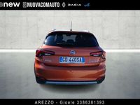 Usata Fiat Tipo Cross 101 CV (74 kW) 2021 Arancione Berlina