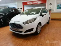 Usata Ford Fiesta Business Edition 75 CV (55 kW) 2016 Bianco Utilitaria