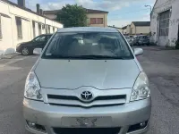 Usata Toyota Corolla Verso 136 CV (100 kW) 2006 Grigio Monovolume