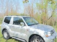 Usata Mitsubishi Pajero 160 CV (117 kW) 2002 Grigio SUV