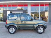 Usata Suzuki Jimny 86 CV (63 kW) 2015 Verde SUV
