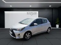 Usata Toyota Yaris Hybrid Active 73 CV (53 kW) 2016 Argento Berlina