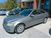 Usata Mercedes C220 Elegance 170 CV (125 kW) 2009 Grigio Berlina