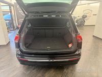 Usata VW Tiguan R-line 190 CV (139 kW) 2017 Grigio SUV