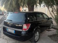 Usata Opel Astra 68 CV (50 kW) 2009 Nero Station wagon