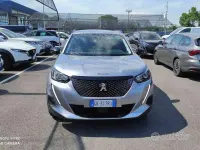 Usata Peugeot 2008 Allure 131 CV (96 kW) 2022 Grigio SUV