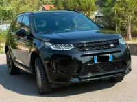 Usata Land Rover Discovery Sport R-Dynamic 179 CV (131 kW) 2020 Santorini black metallizzato SUV