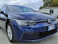 Usata VW Golf VIII Life 150 CV (110 kW) 2021 Blu/azzurro Station wagon