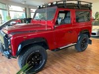 Usata Land Rover Defender SE 122 CV (89 kW) 2009 Rosso SUV