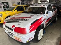 Usata Opel Kadett 129 CV (94 kW) 1992 Bianco Berlina
