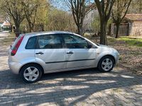 Usata Ford Fiesta 60 CV (44 kW) 2004 Utilitaria