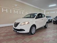 Usata Lancia Ypsilon Gold 85 CV (62 kW) 2013 Bianco Utilitaria